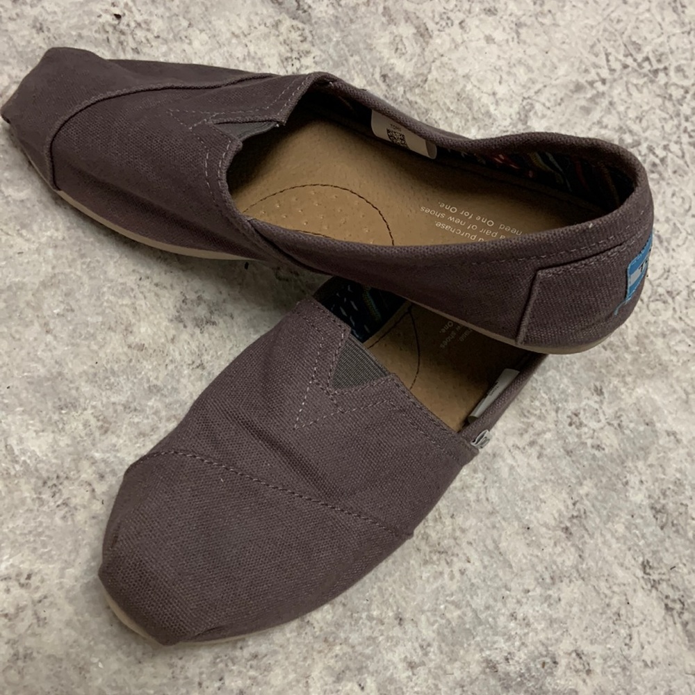 Brown Tom’s, W8 like new